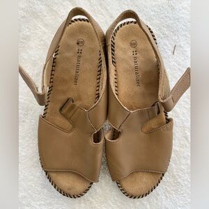 Naturalizer Women's Brown Open-Toe Sandals